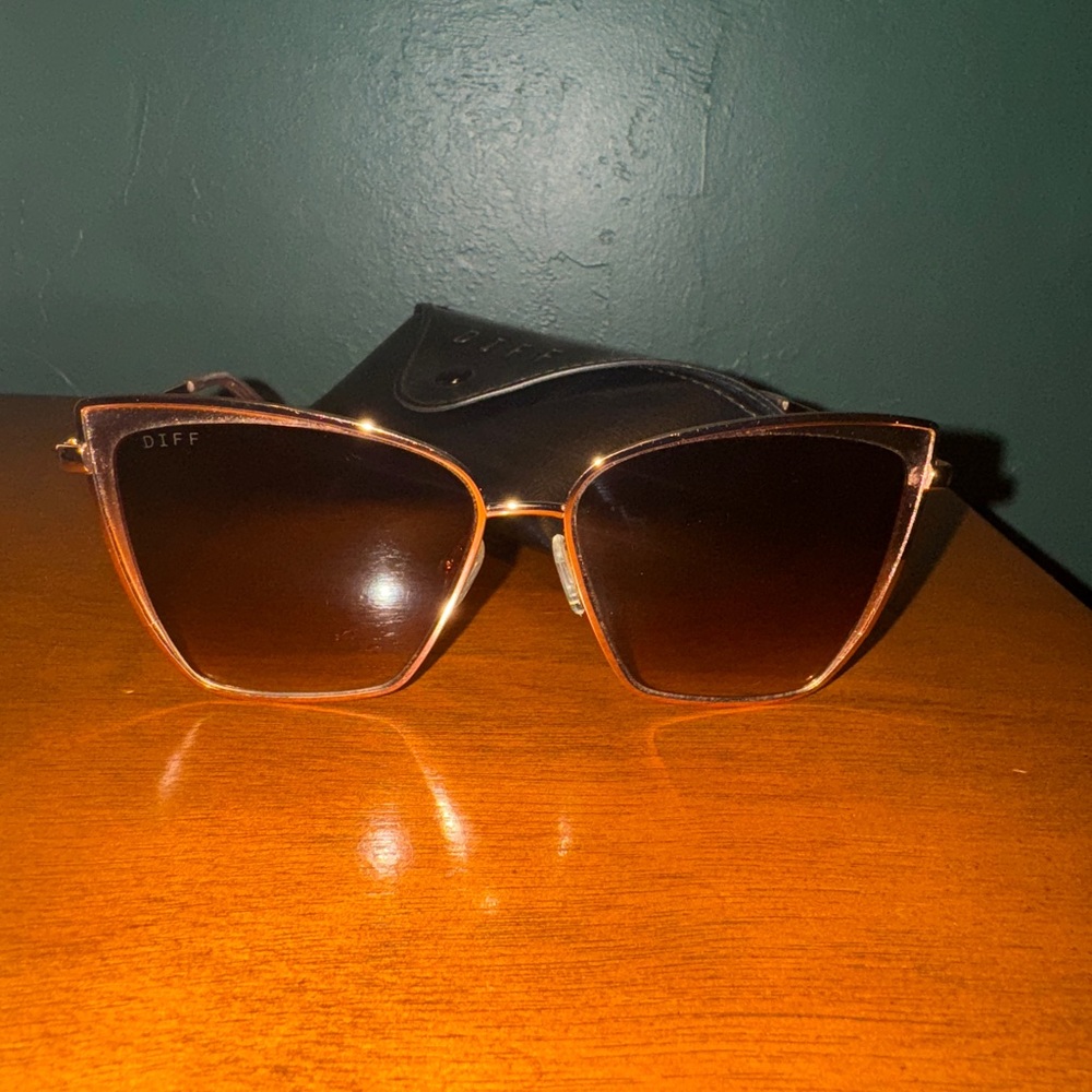 Diff Sunglasses - image 5